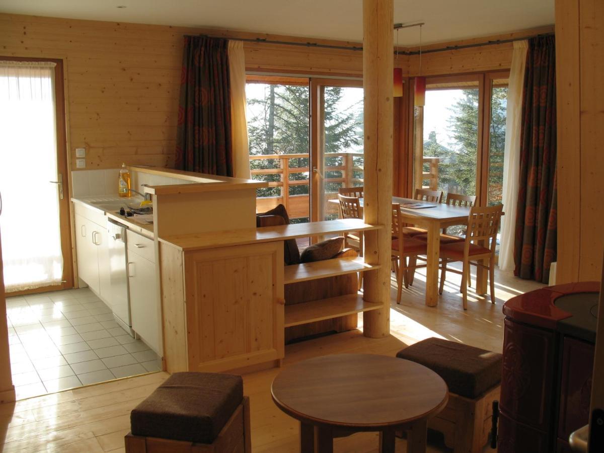 Les Loges Du Jura 4 Etoiles Nanchez Exterior foto