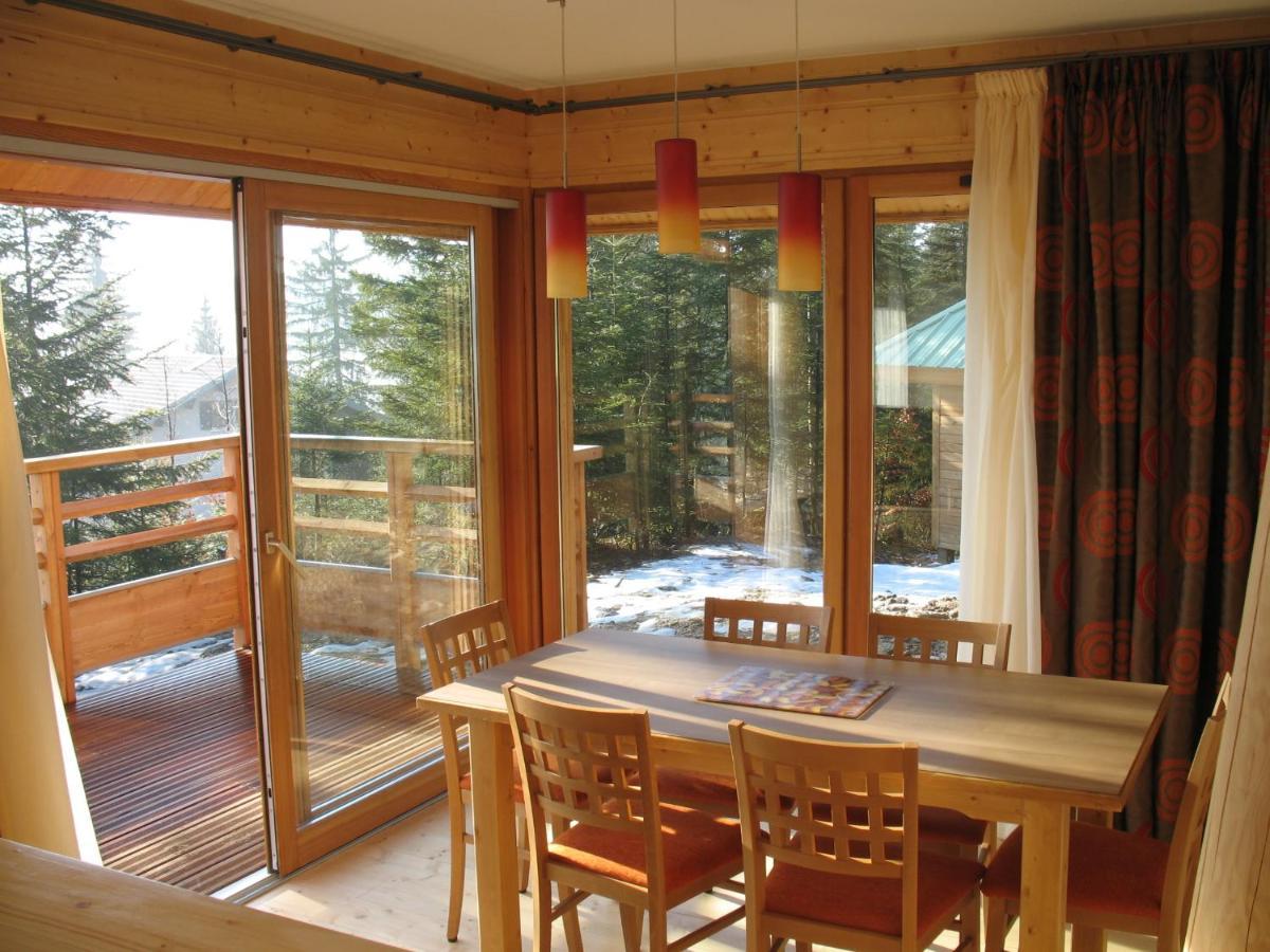 Les Loges Du Jura 4 Etoiles Nanchez Exterior foto